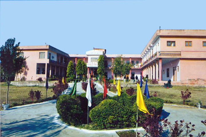 https://cache.careers360.mobi/media/colleges/social-media/media-gallery/10673/2021/1/13/Campus View of RS College of Education Kathua_Campus-View.jpg